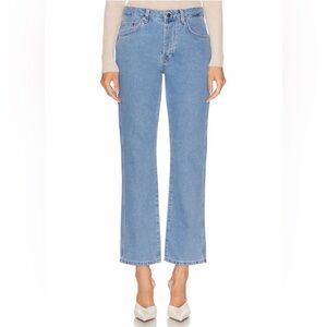 Renggli • Straight Leg Jeans in Light Wash